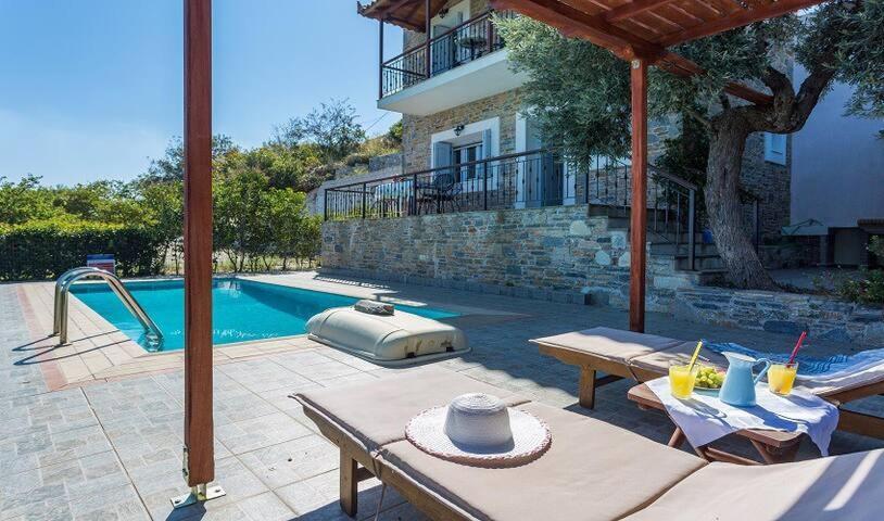 Villa Alegria Skopelos Town Exterior photo